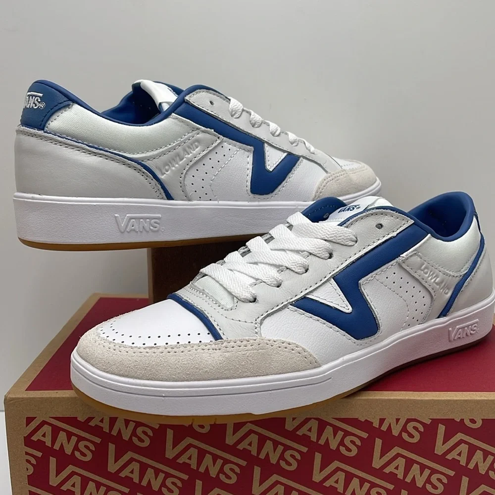 Vans Men’s Lowland Cc Jmp R
Court Navy/White
VN0007P2NAV
Sneakers - Picture 1 of 16